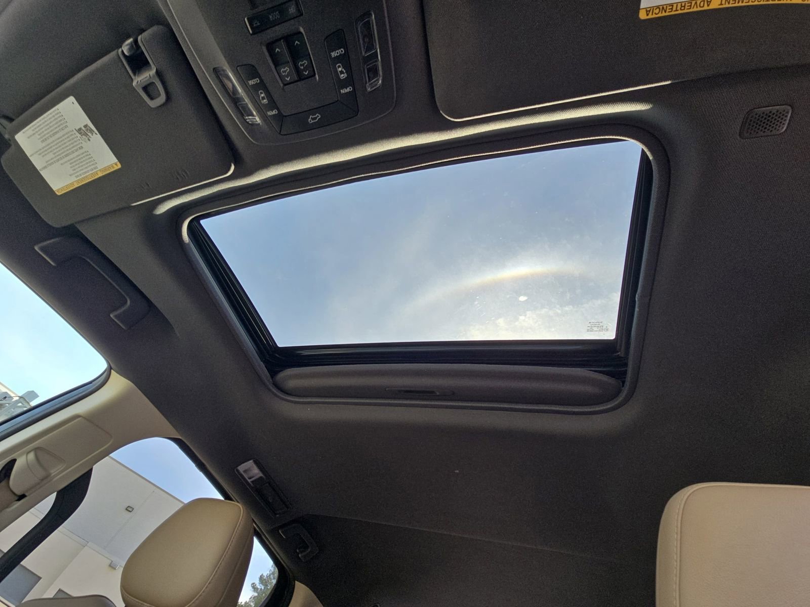 Used 2021 Toyota Sienna XLE image 37