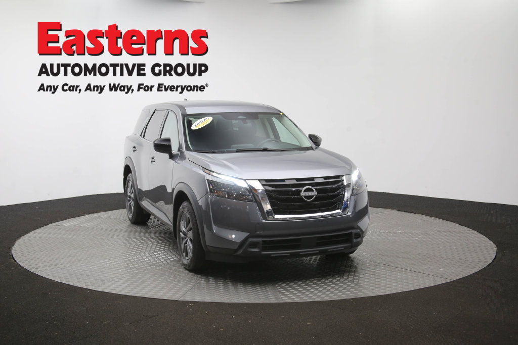 Used 2024 Nissan Pathfinder S AWD/4WD image 53