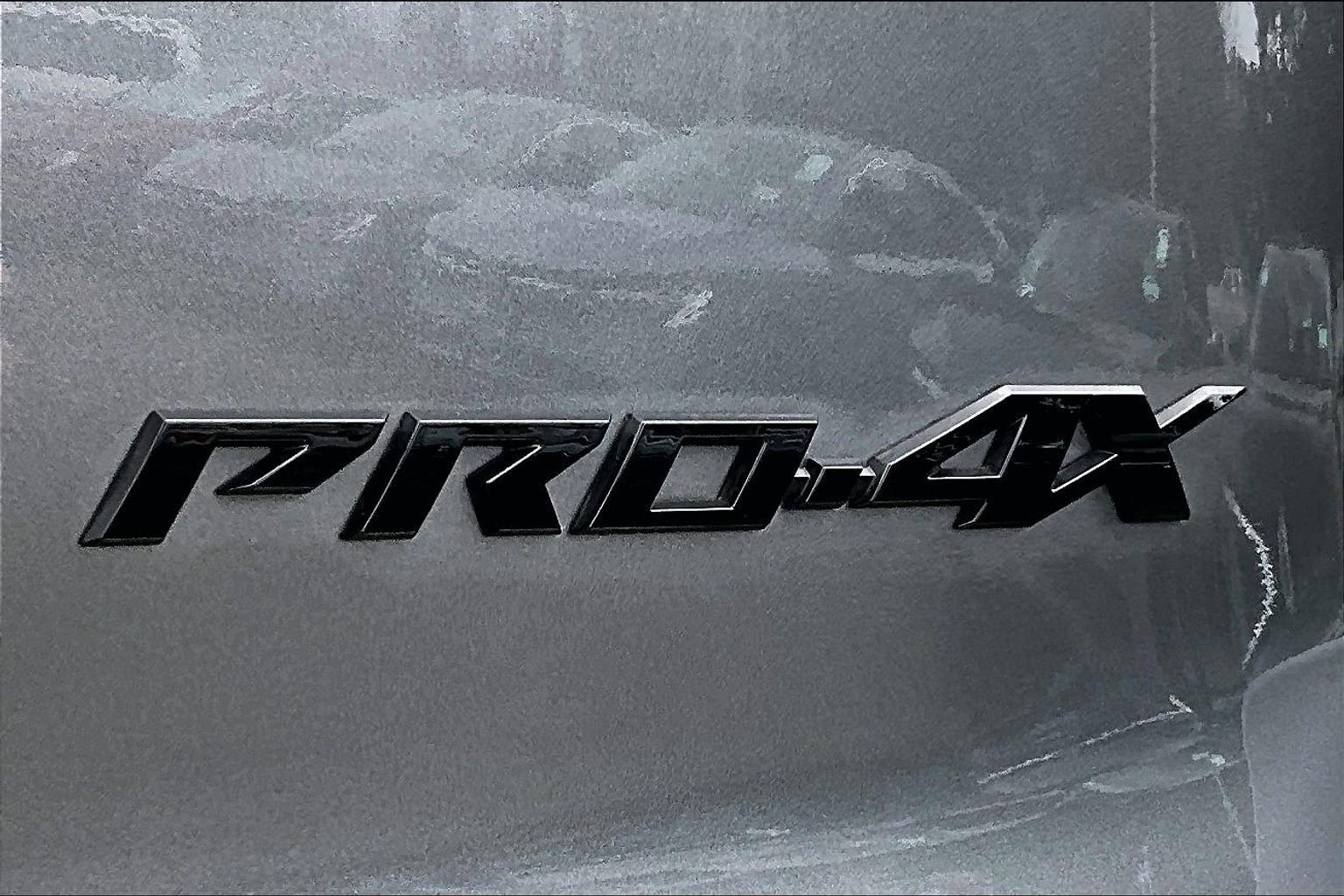 Used 2025 Nissan Armada PRO-4X w/ Pro-4X Premium Package image 23