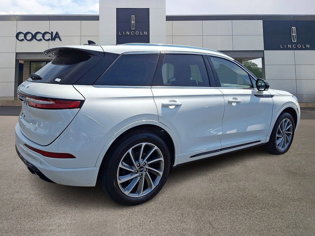 Certified 2024 Lincoln Corsair Grand Touring AWD/4WD image 4