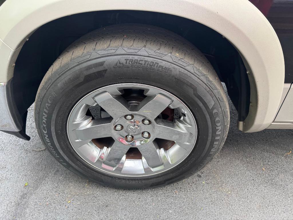 Used 2010 Dodge Ram 1500 Truck Laramie RWD image 6