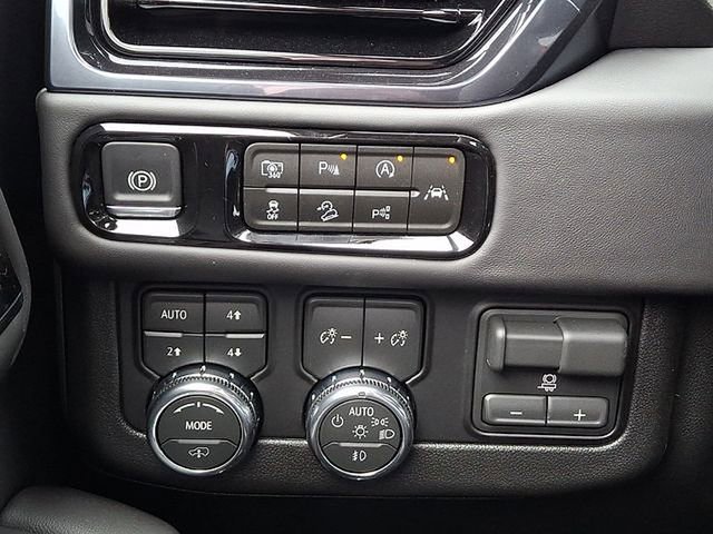 New 2026 GMC Yukon AT4 Ultimate w/ LPO, Illumination Package image 15
