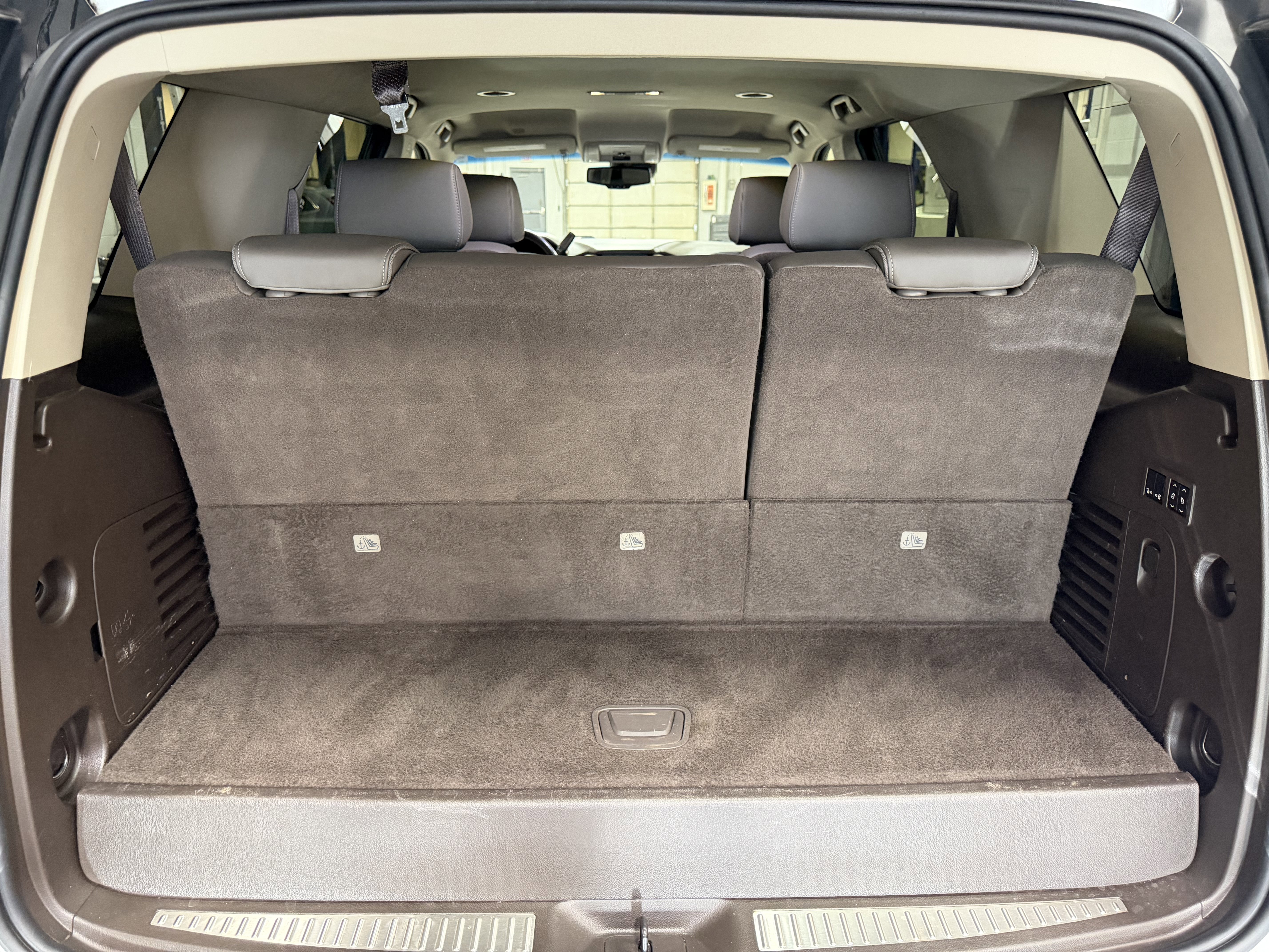 Used 2019 GMC Yukon Denali image 34