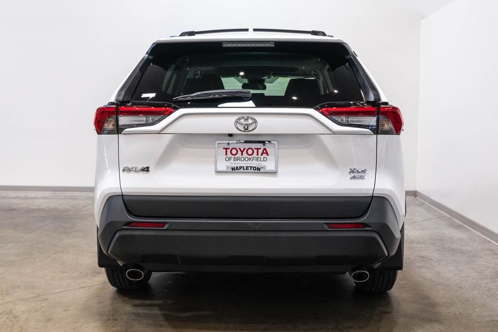 Certified 2024 Toyota RAV4 XLE w/ Convenience Package AWD/4WD image 8