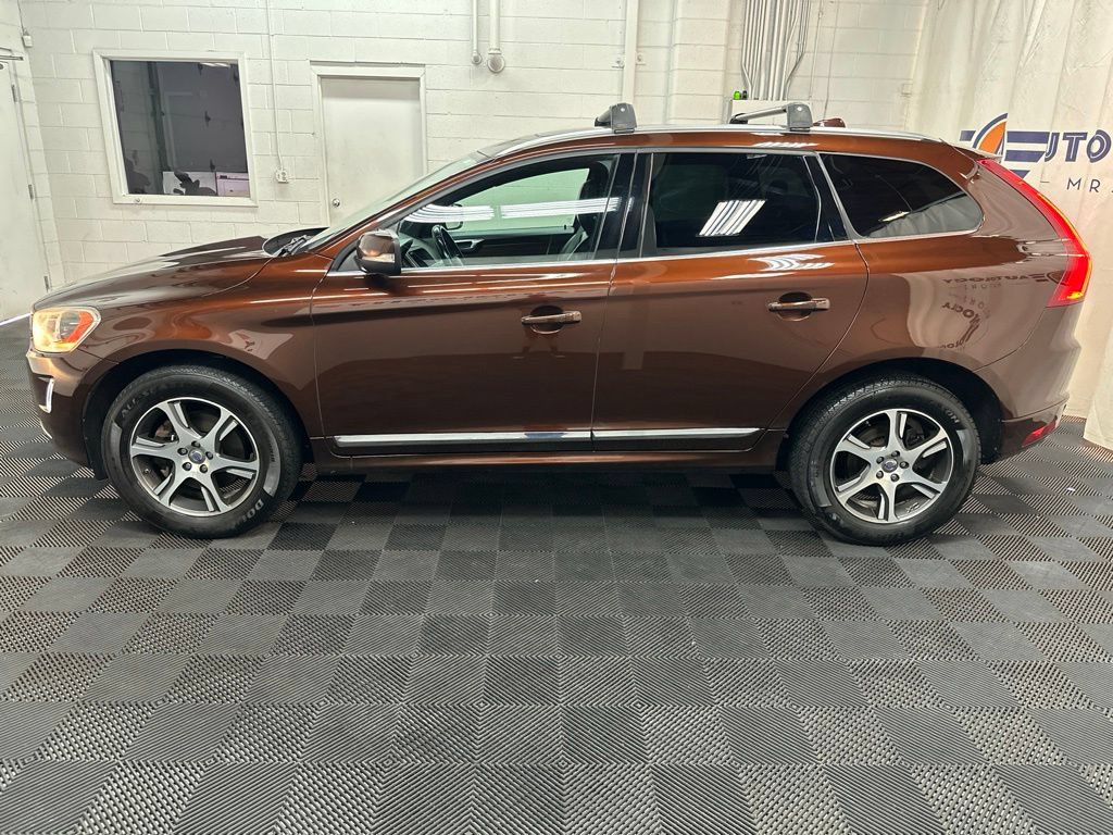 Used 2015 Volvo XC60 T6 AWD/4WD image 6