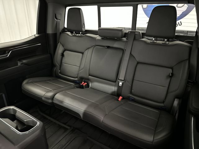 Used 2025 Chevrolet Silverado 1500 LT Trail Boss w/ Convenience Package II AWD/4WD image 28