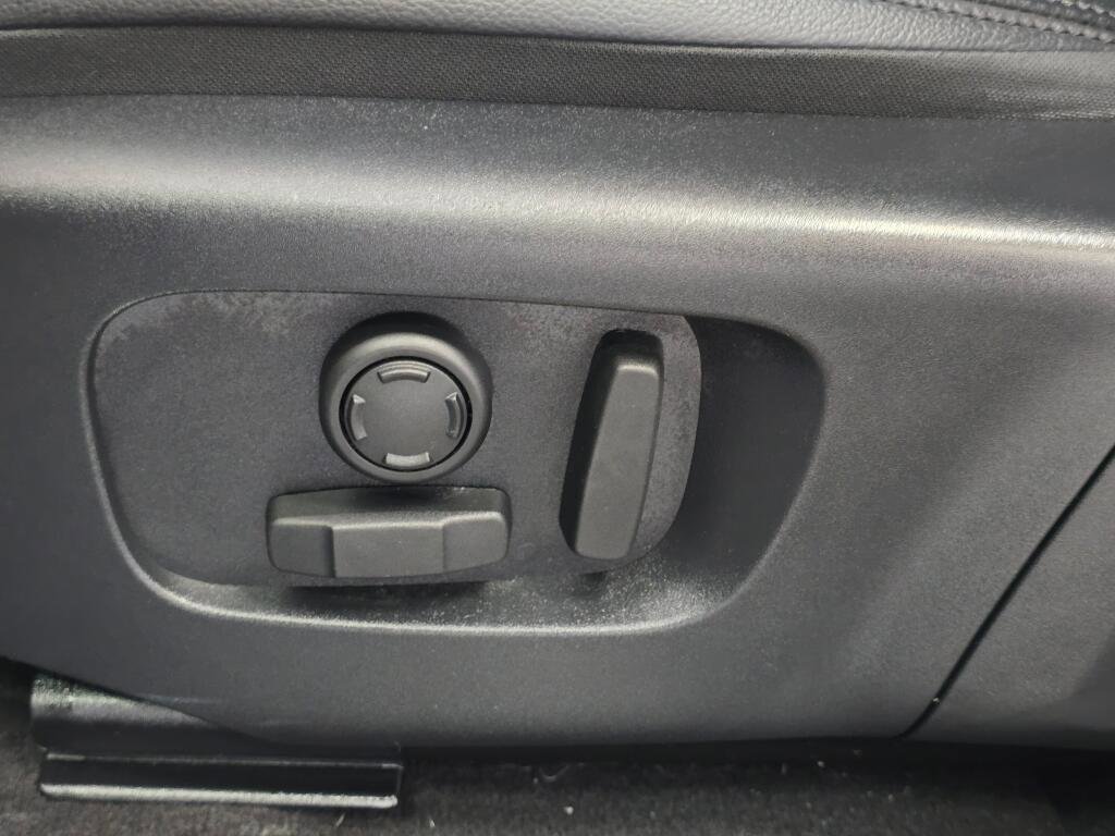 Used 2023 Land Rover Range Rover Evoque S image 35