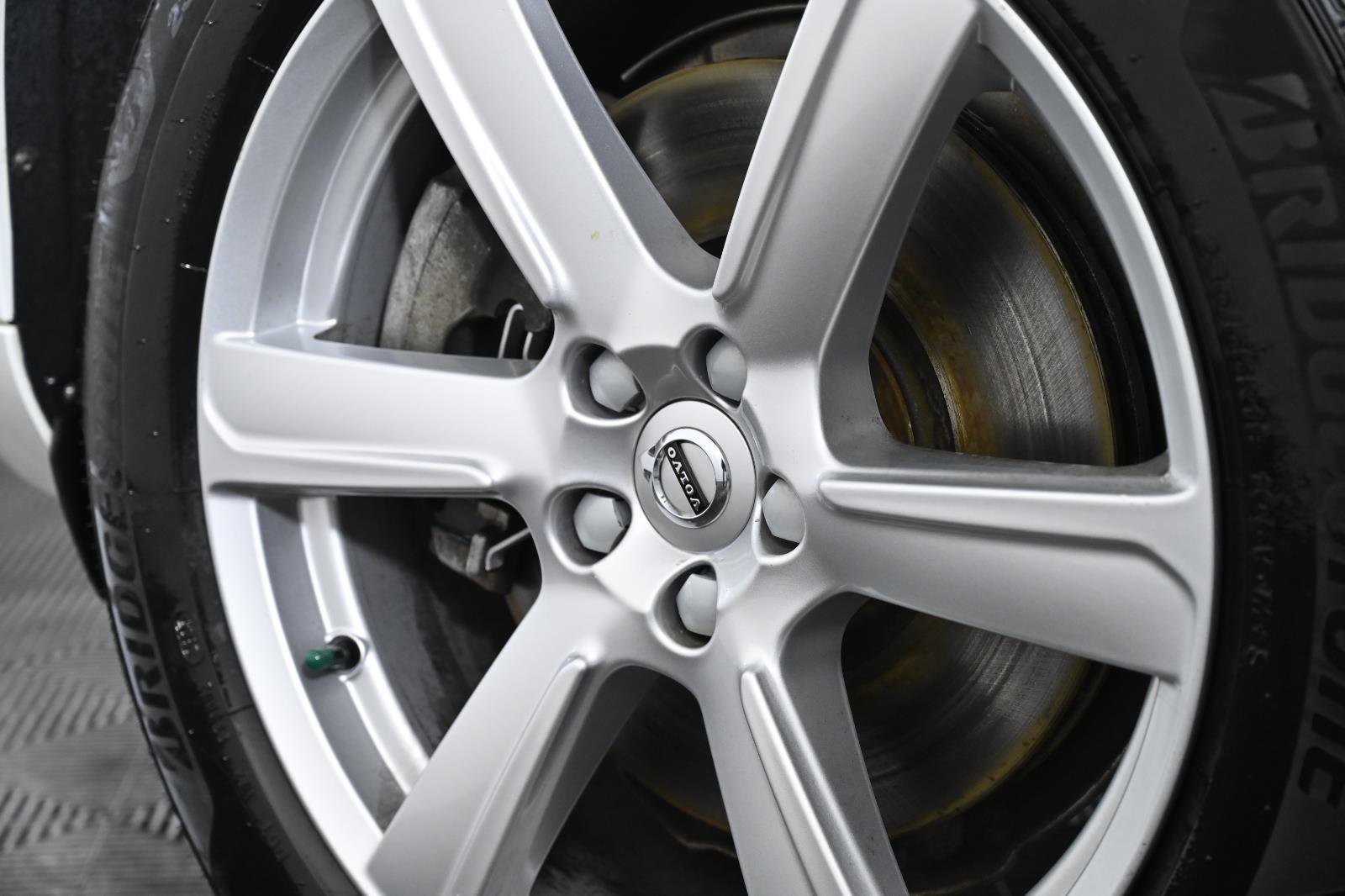 Used 2022 Volvo XC90 T5 Momentum w/ Advanced Package image 34