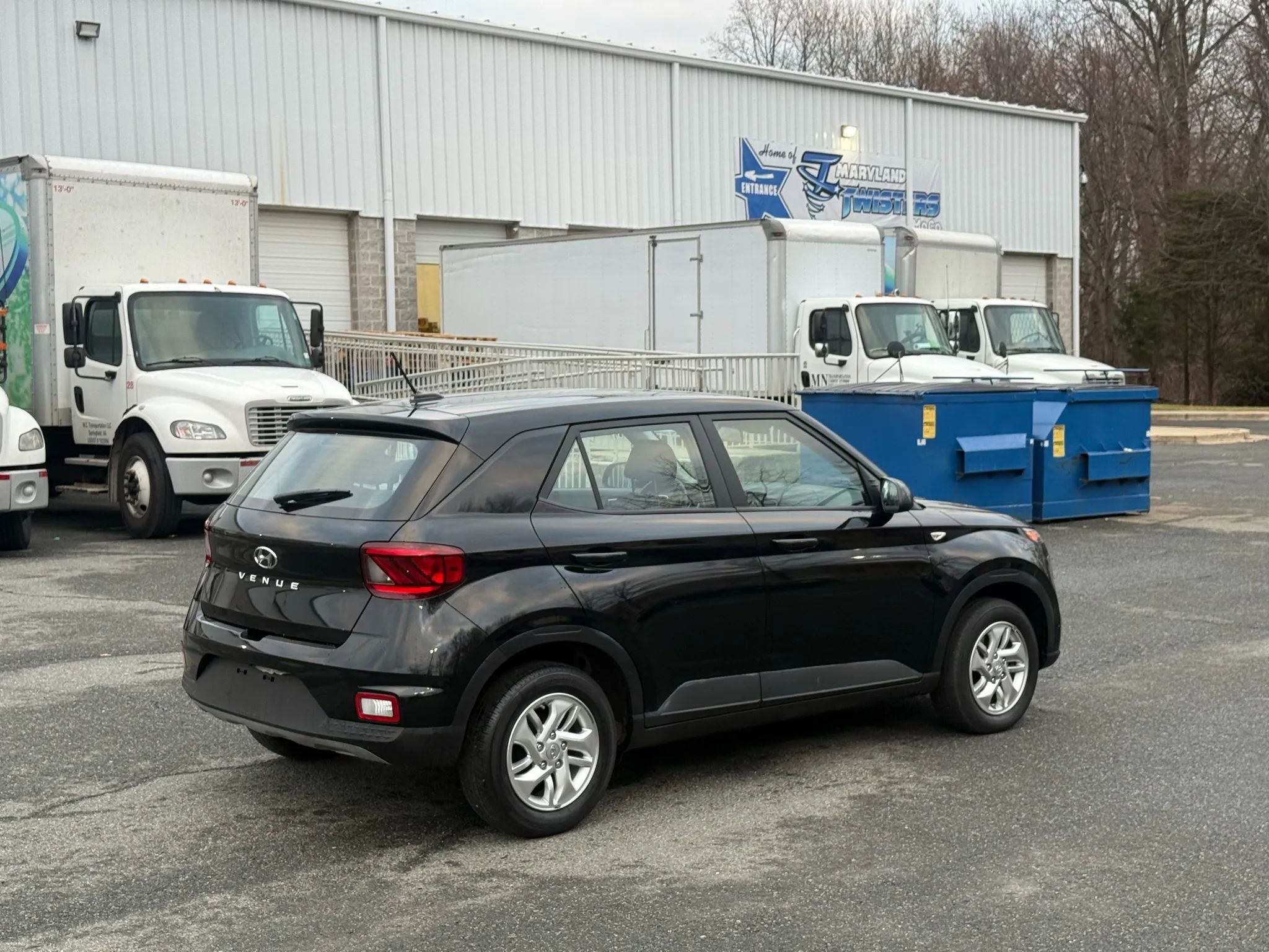 Used 2023 Hyundai Venue SE w/ Cargo Package image 12