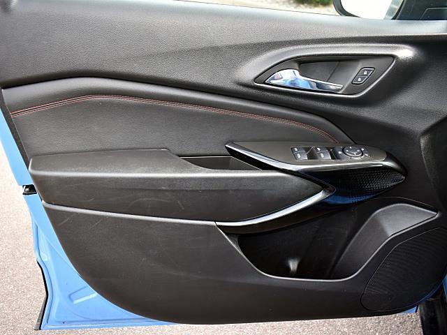 Used 2024 Chevrolet Trax RS w/ Driver Confidence Package image 12