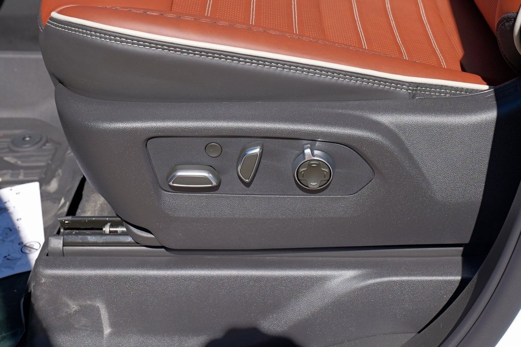 New 2026 GMC Sierra 2500 Denali Ultimate w/ Max Trailering Package image 19