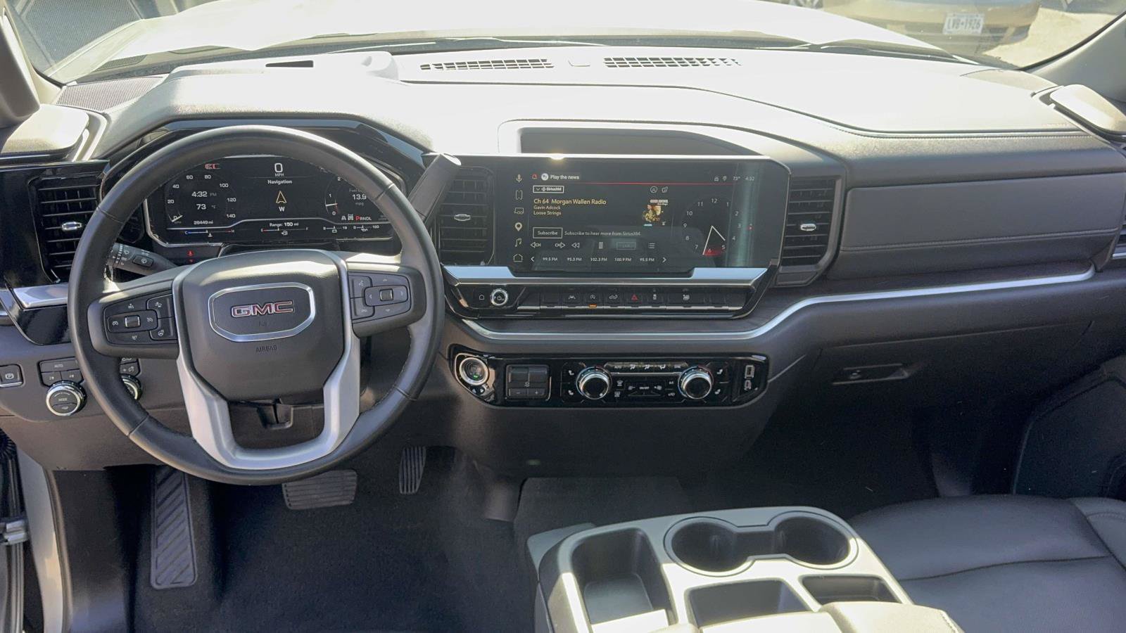 Certified 2025 GMC Sierra 1500 SLT AWD/4WD image 14