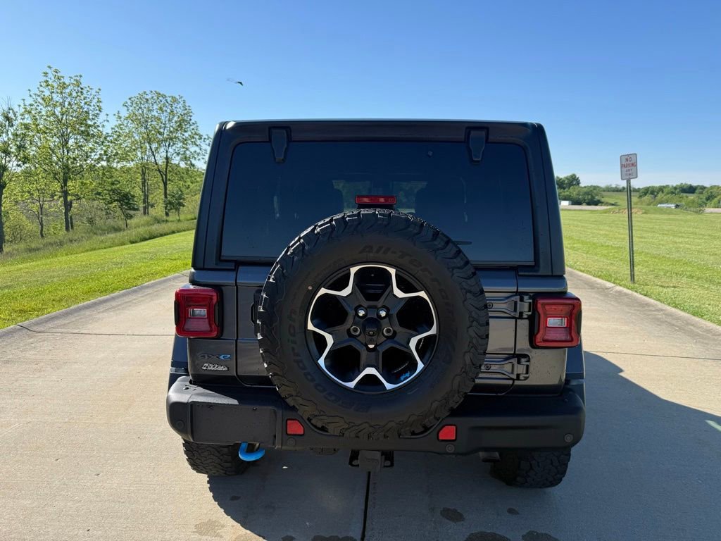Used 2022 Jeep Wrangler Unlimited Rubicon 4xe w/ Steel Bumper Group AWD/4WD image 4