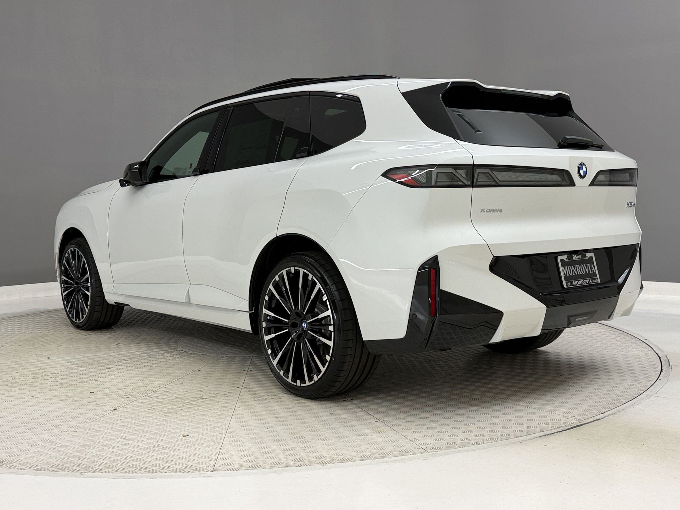 New 2027 BMW X5 xDrive40i AWD/4WD image 3