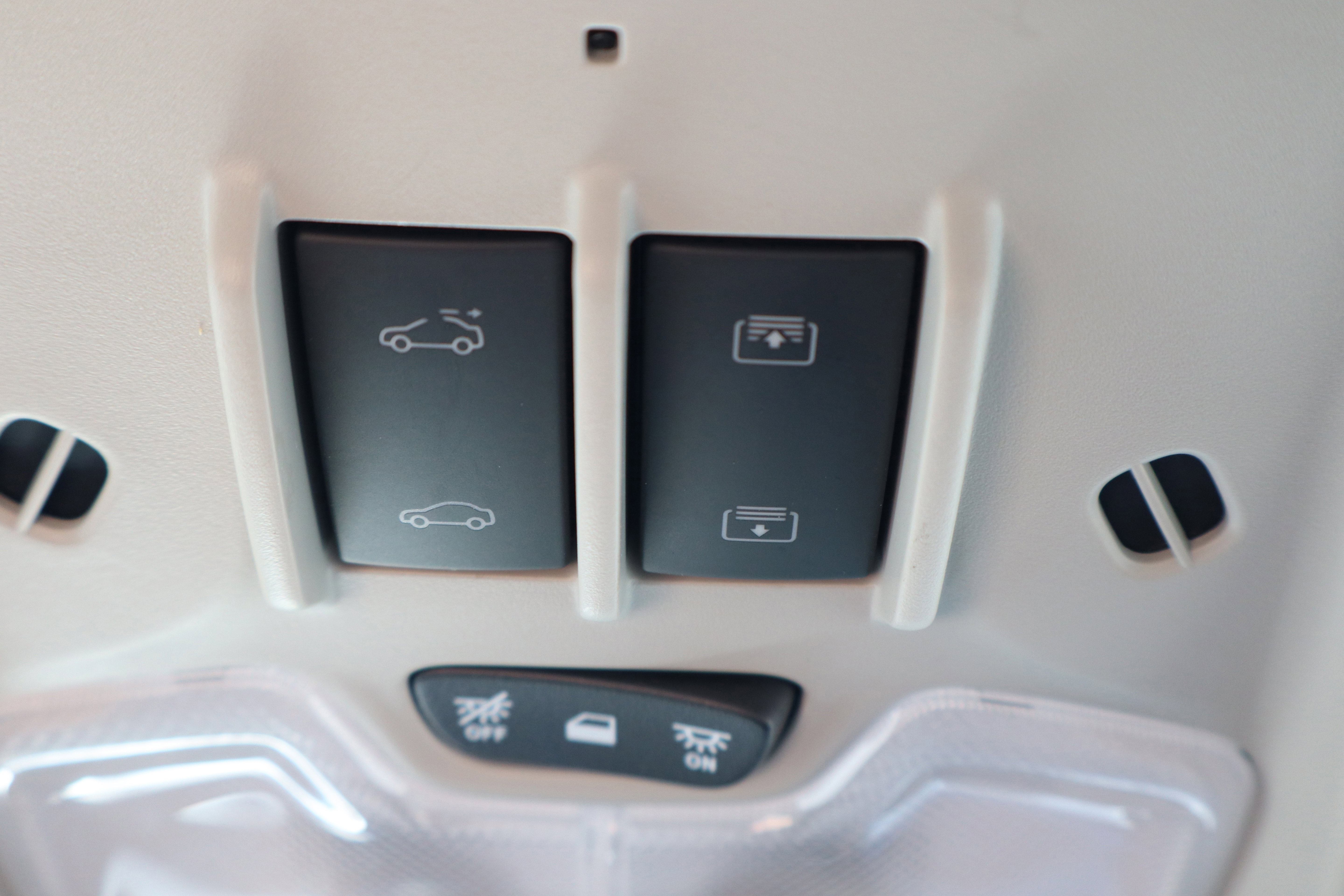 Used 2023 Buick Encore GX Essence w/ Advanced Technology Package image 24