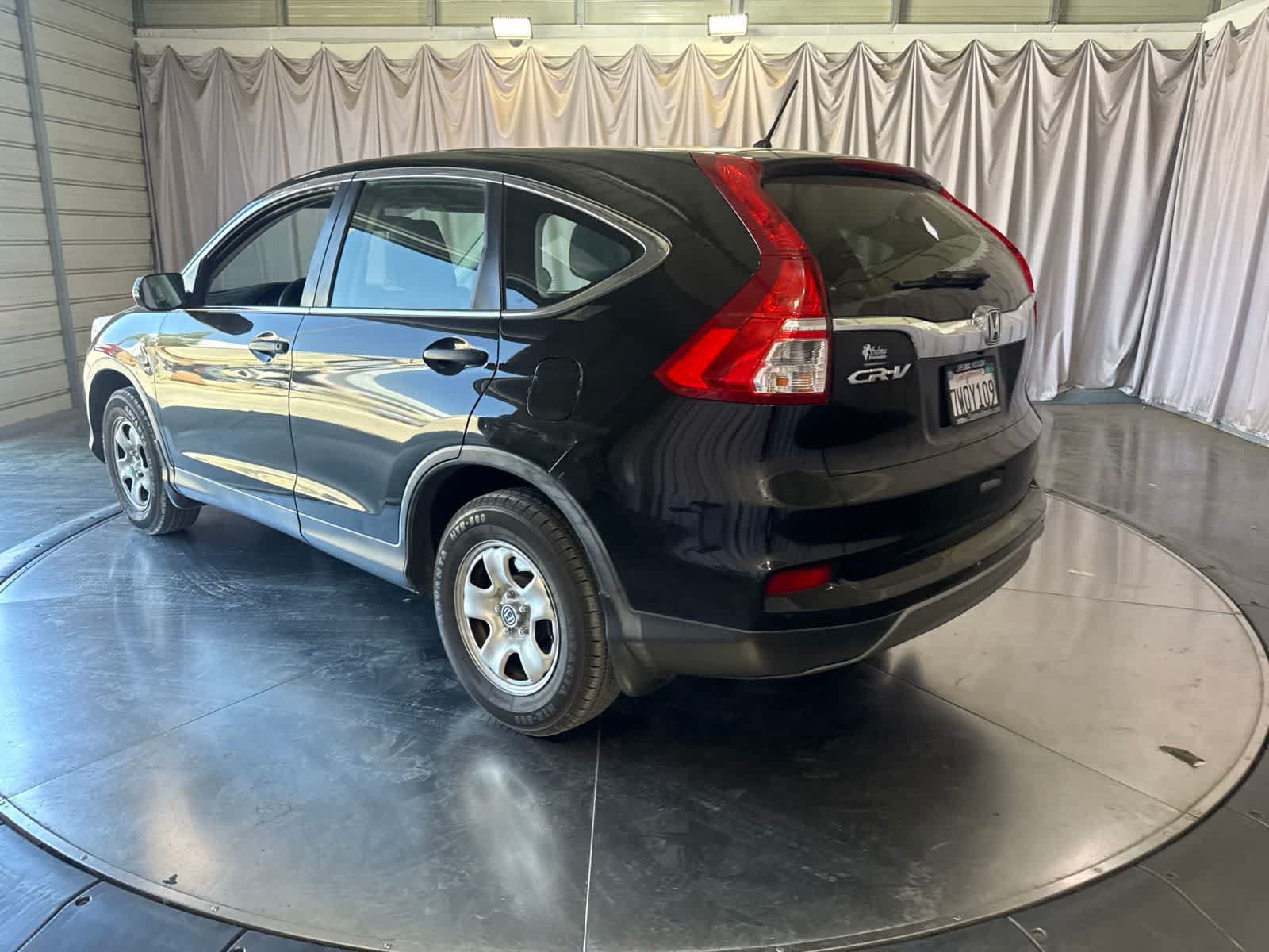 Used 2016 Honda CR-V LX image 5
