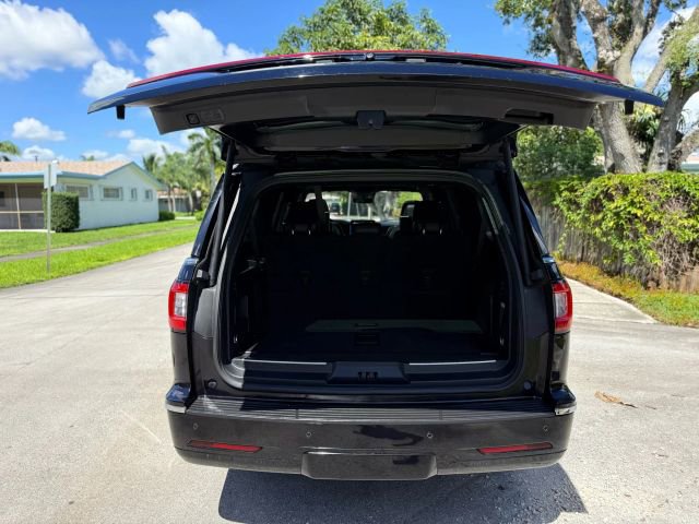 Used 2019 Lincoln Navigator L Reserve w/ Cargo Package image 16