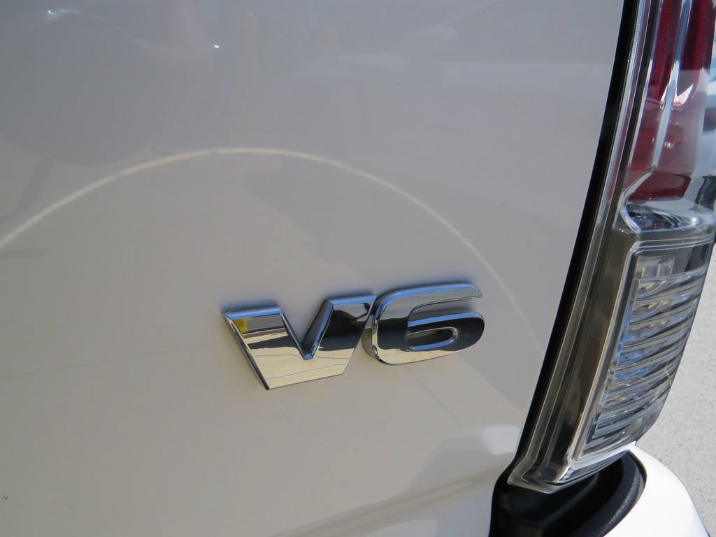 Used 2023 Toyota Tacoma Limited AWD/4WD image 15