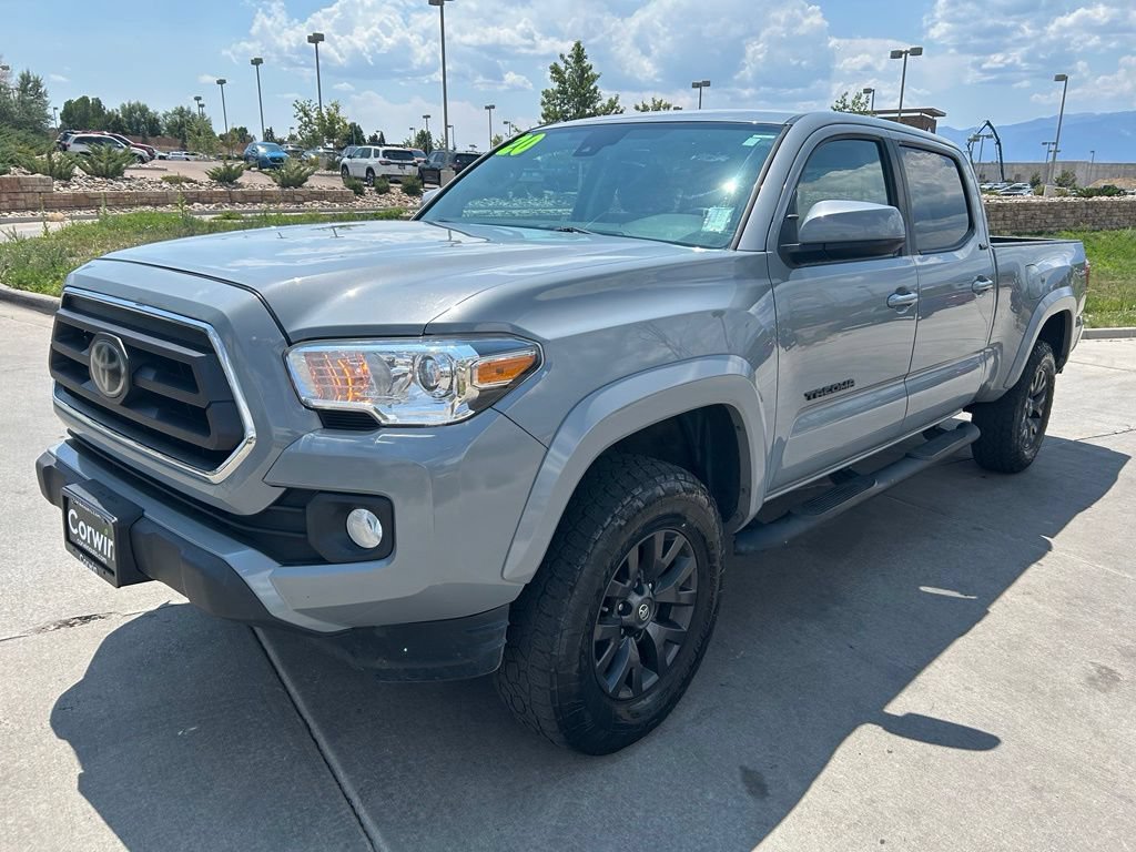 Used 2020 Toyota Tacoma SR5 AWD/4WD image 3