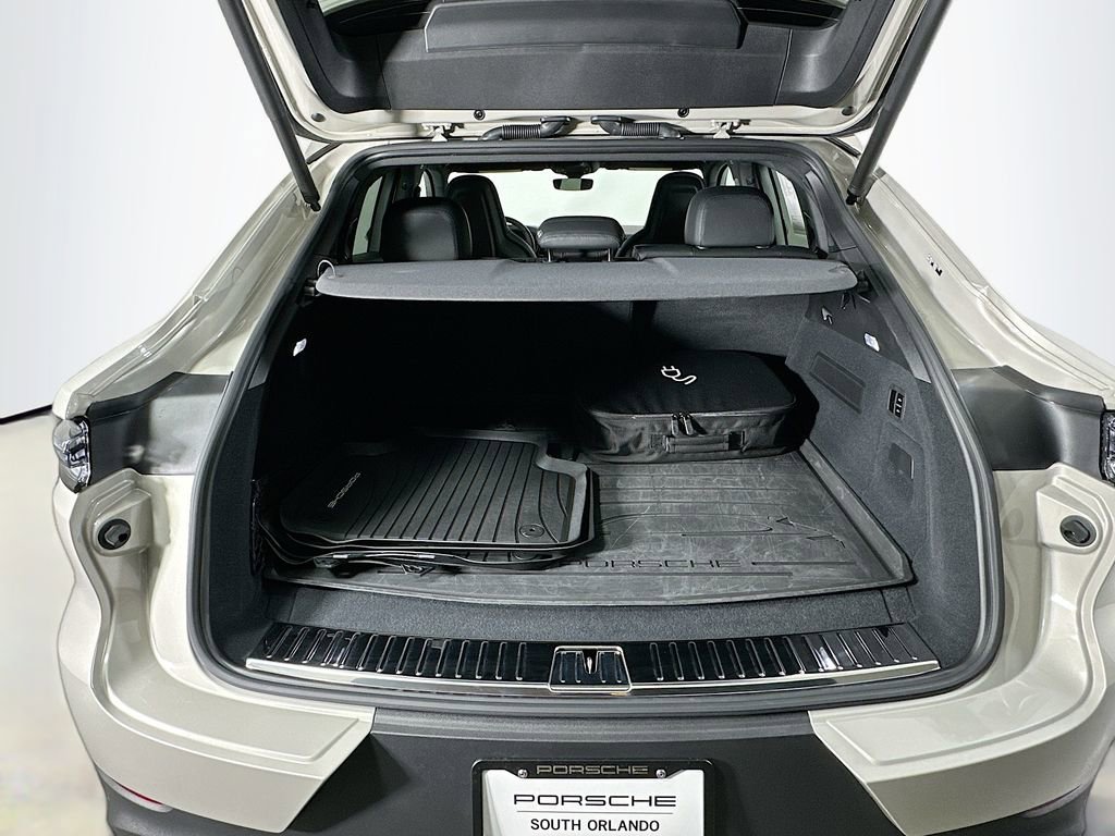 Used 2025 Porsche Cayenne S image 28