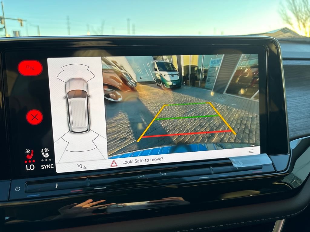 New 2026 Volkswagen Atlas SEL image 18