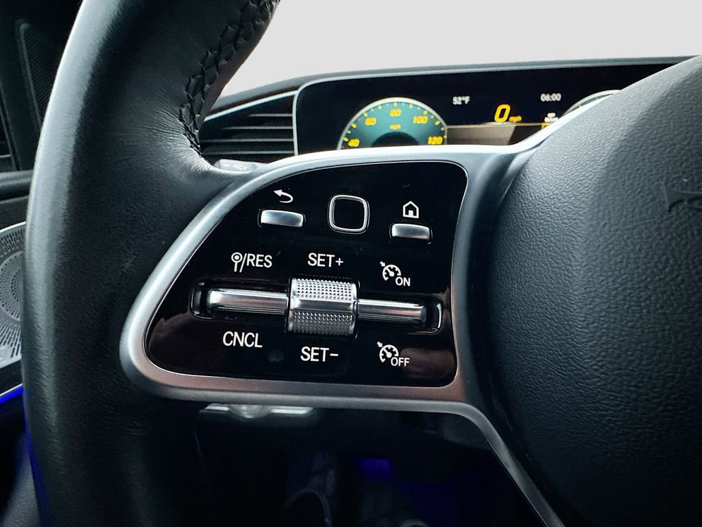 Used 2023 Mercedes-Benz GLE 350 4MATIC image 11