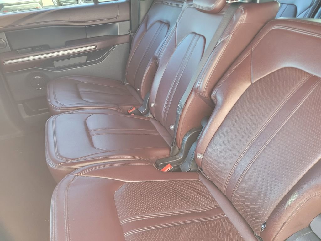 Used 2023 Ford Expedition Max Limited image 14