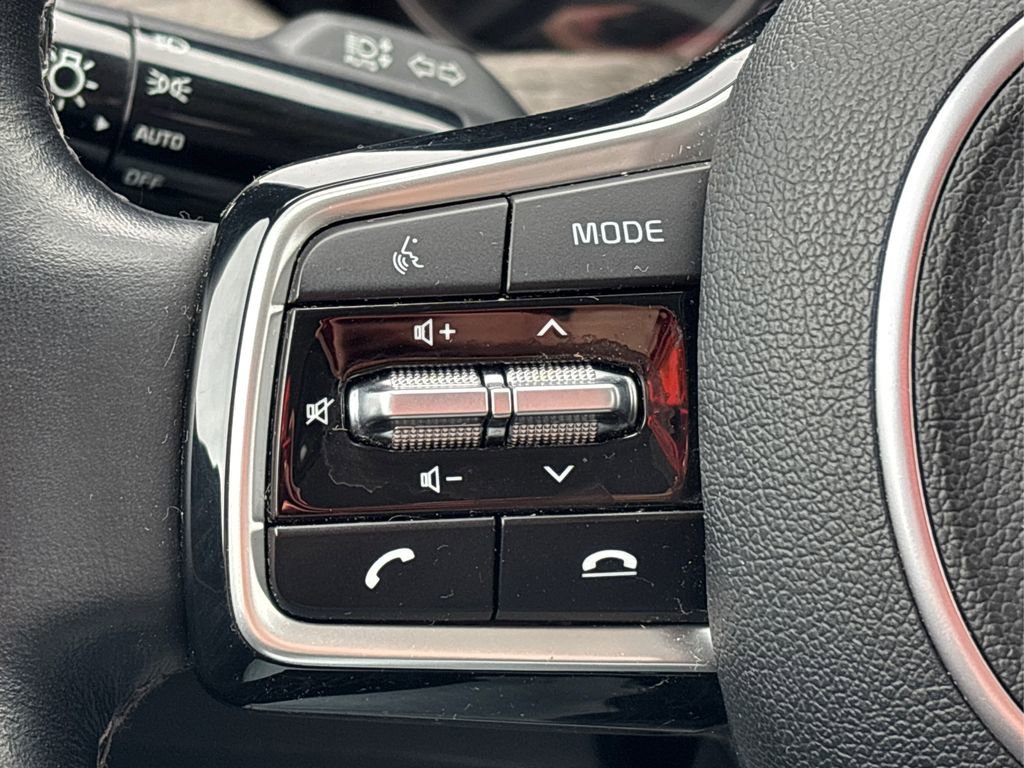 Certified 2022 Kia Sorento S w/ Panoramic Sunroof Package image 36
