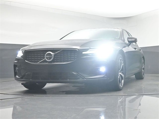 Used 2024 Volvo S60 B5 Plus image 36