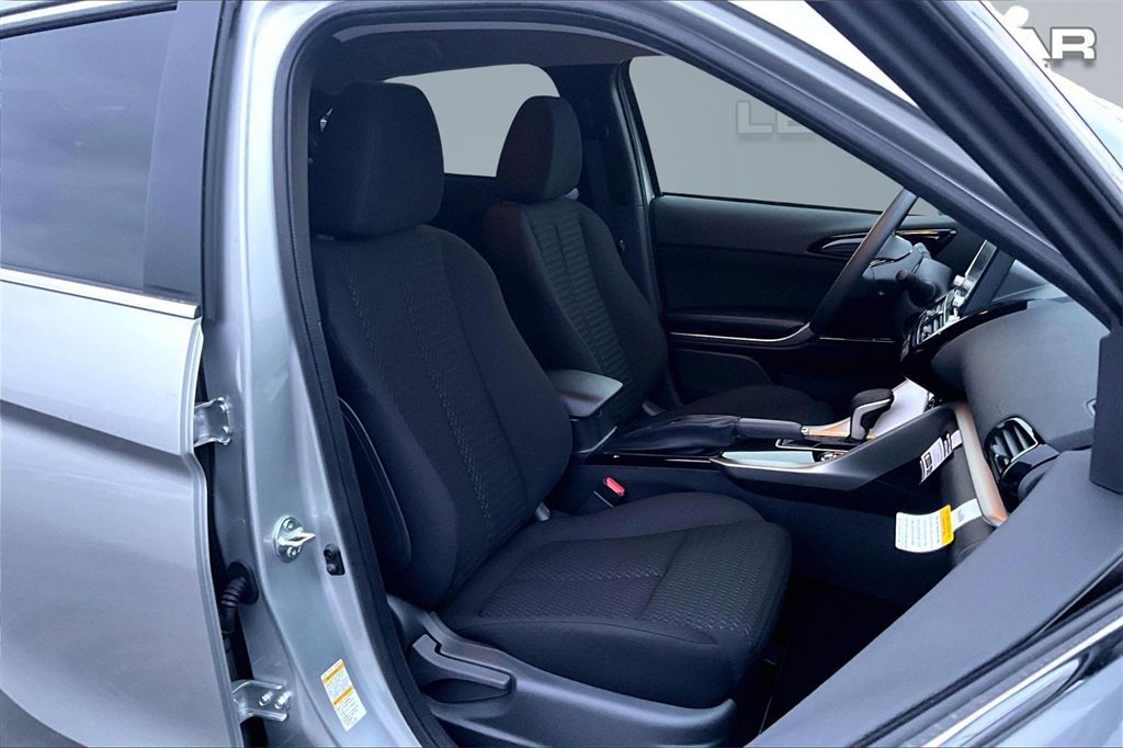 New 2026 Mitsubishi Eclipse Cross LE image 8