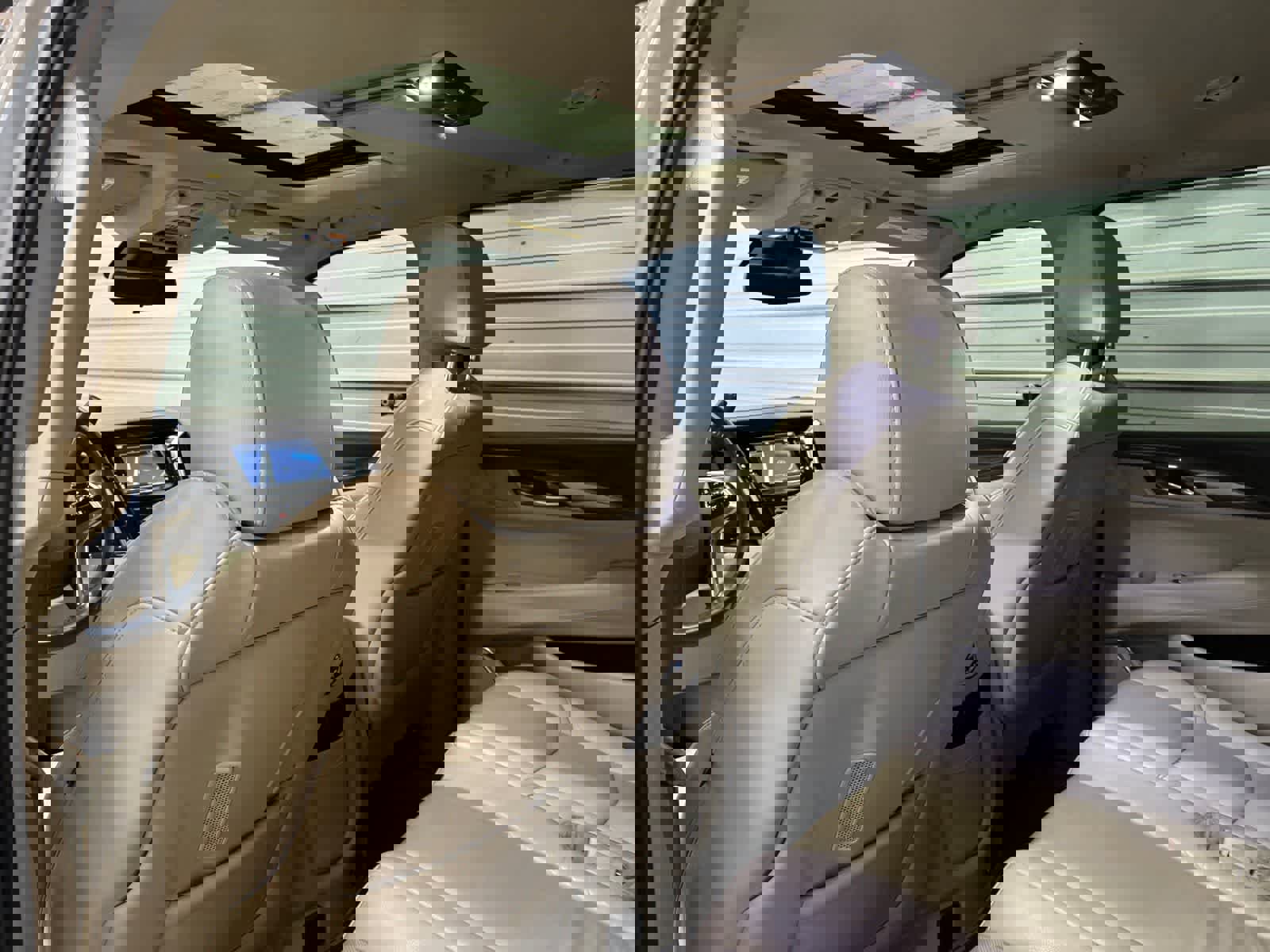 Used 2020 Cadillac Escalade ESV Luxury w/ Escalade Sport Edition image 23