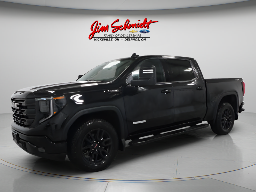 Used 2025 GMC Sierra 1500 Elevation w/ Preferred Package AWD/4WD image 2