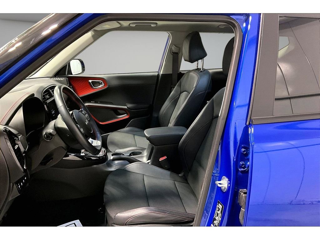 Used 2024 Kia Soul GT-Line image 27