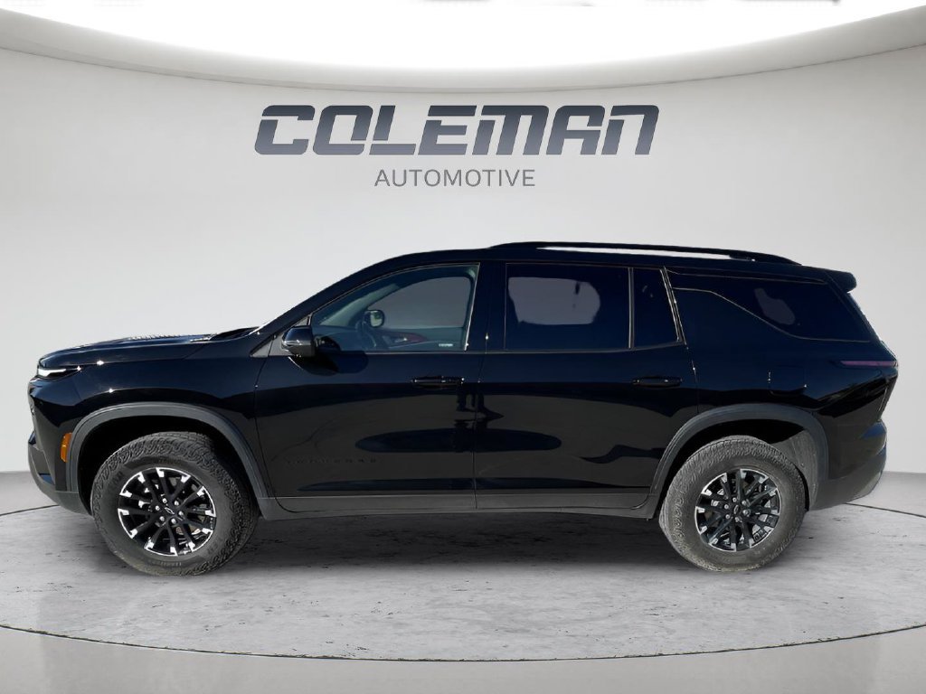 Used 2025 Chevrolet Traverse Z71 w/ Driver Confidence Package AWD/4WD image 7