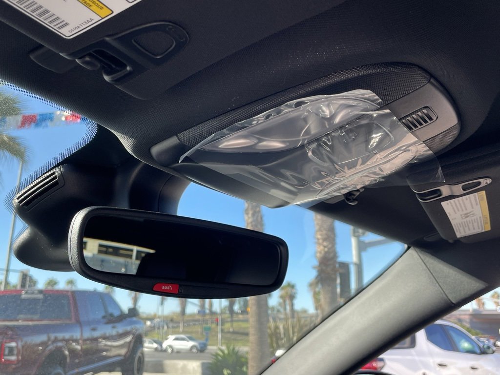 New 2026 Jeep Compass Latitude image 30