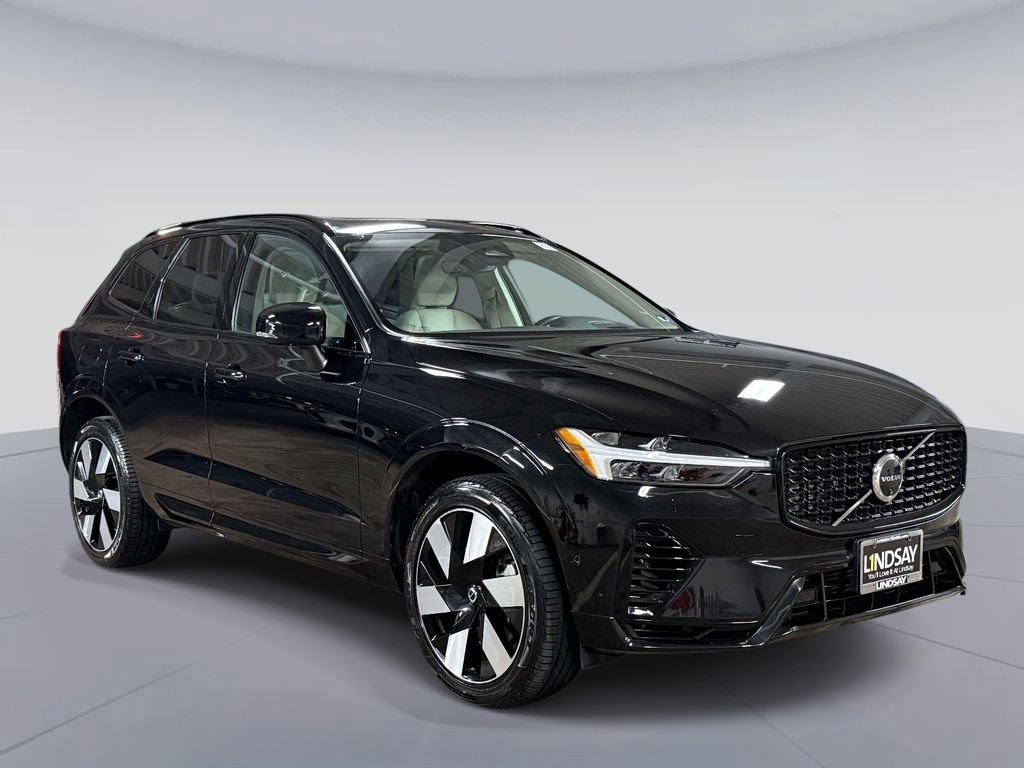 Used 2024 Volvo XC60 T8 Ultimate w/ Climate Package AWD/4WD image 9