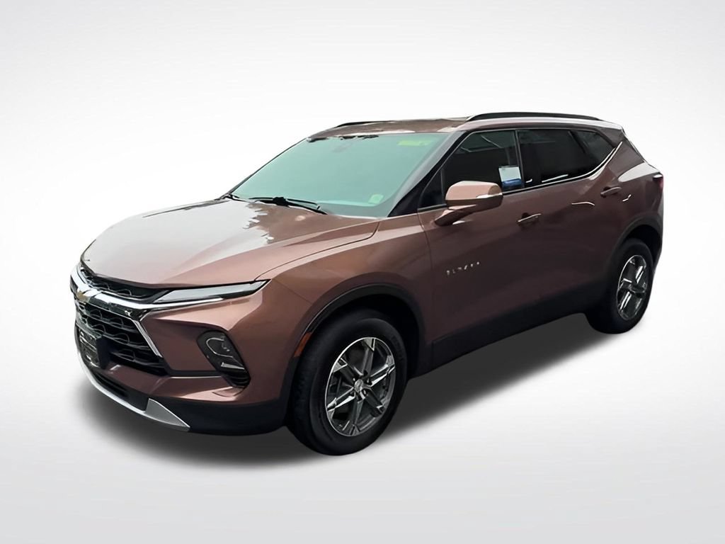 Used 2024 Chevrolet Blazer LT FWD image 6