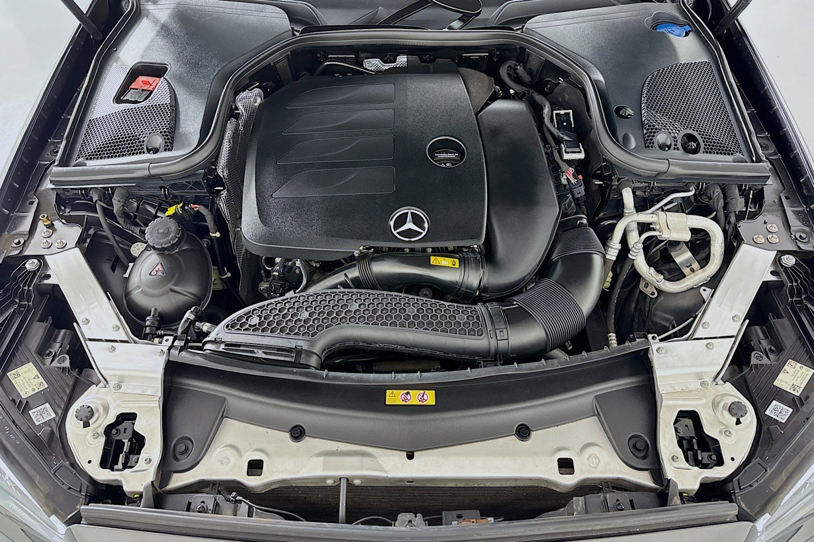 Used 2022 Mercedes-Benz E 350 Sedan image 10