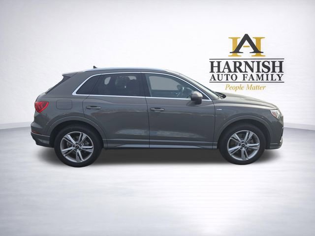 Used 2023 Audi Q3 2.0T Premium w/ Convenience Package image 8