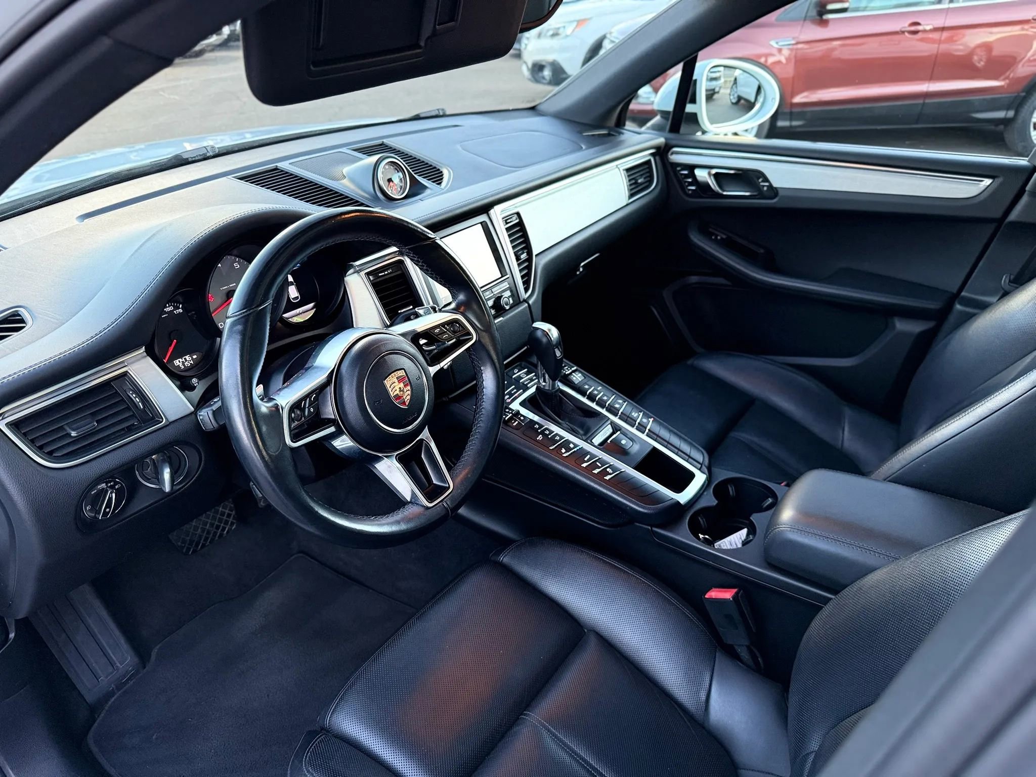 Used 2016 Porsche Macan S w/ Premium Package Plus AWD/4WD image 11