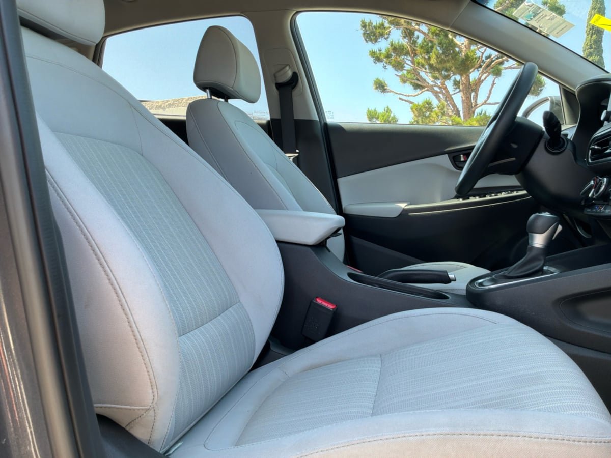 Used 2023 Hyundai Kona SEL AWD/4WD image 21