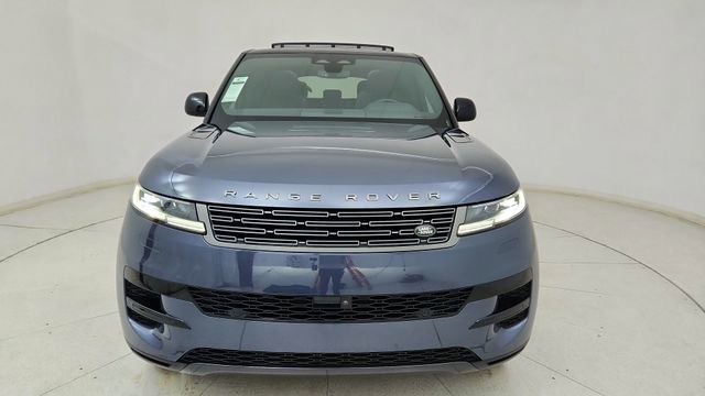 Used 2025 Land Rover Range Rover Sport SE image 13