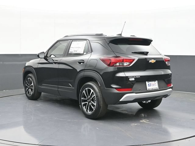New 2026 Chevrolet TrailBlazer LT w/ Convenience Package FWD image 7