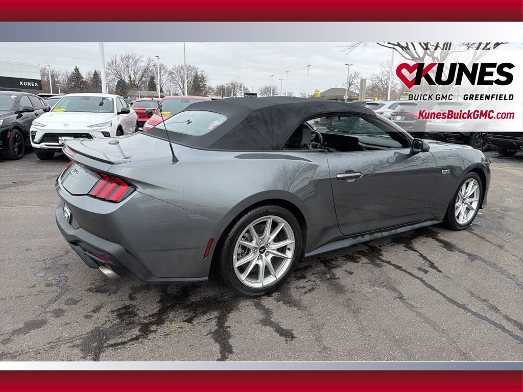 Used 2025 Ford Mustang GT Premium image 19
