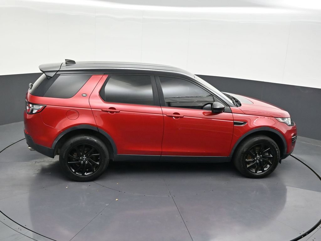 Used 2018 Land Rover Discovery Sport SE image 19