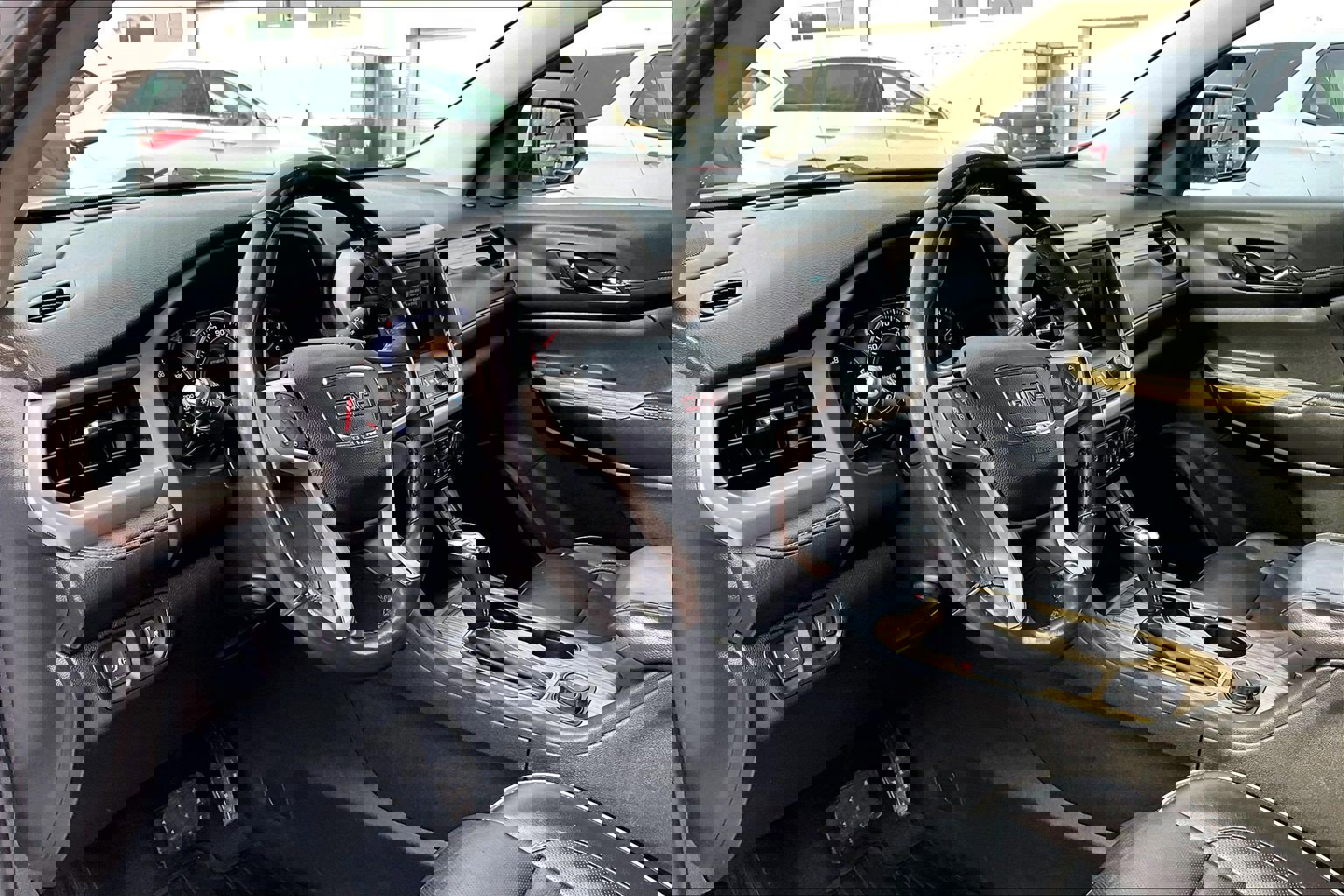 Used 2019 GMC Acadia Denali w/ Technology Package image 14