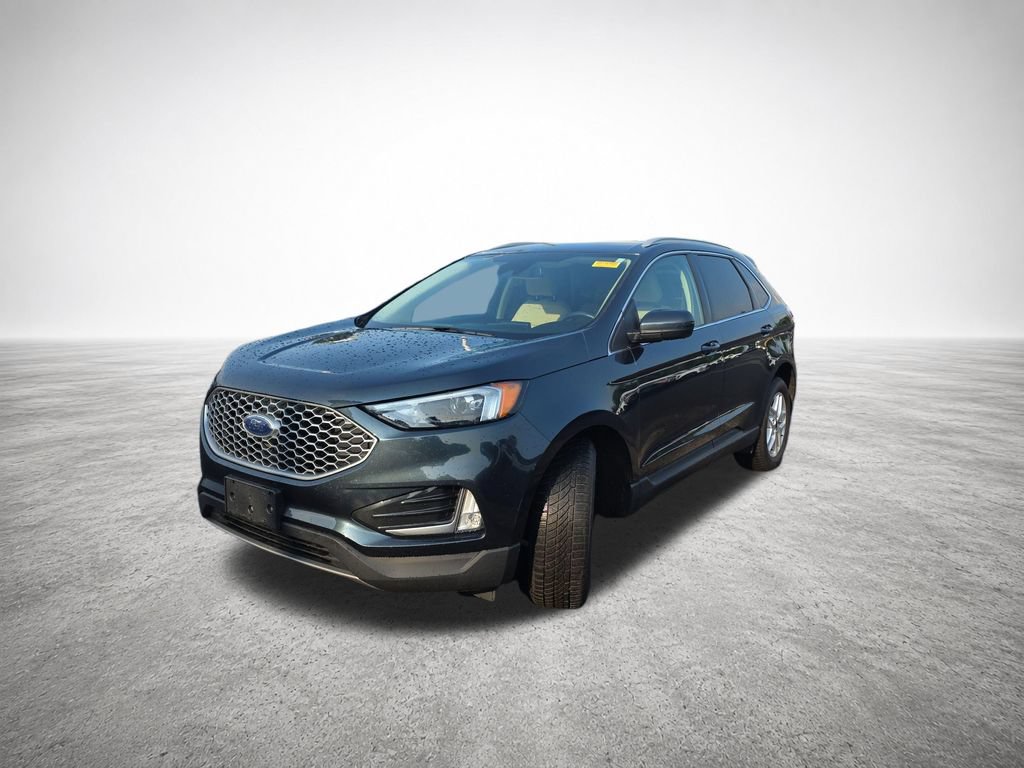 Used 2023 Ford Edge SEL w/ Convenience Package AWD/4WD image 4