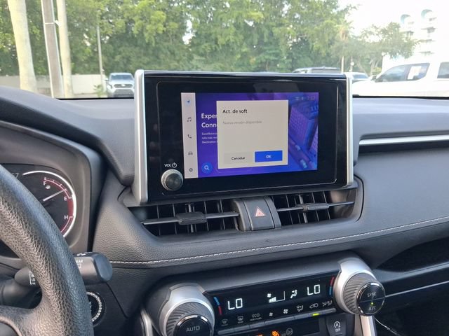 Used 2024 Toyota RAV4 XLE FWD image 20