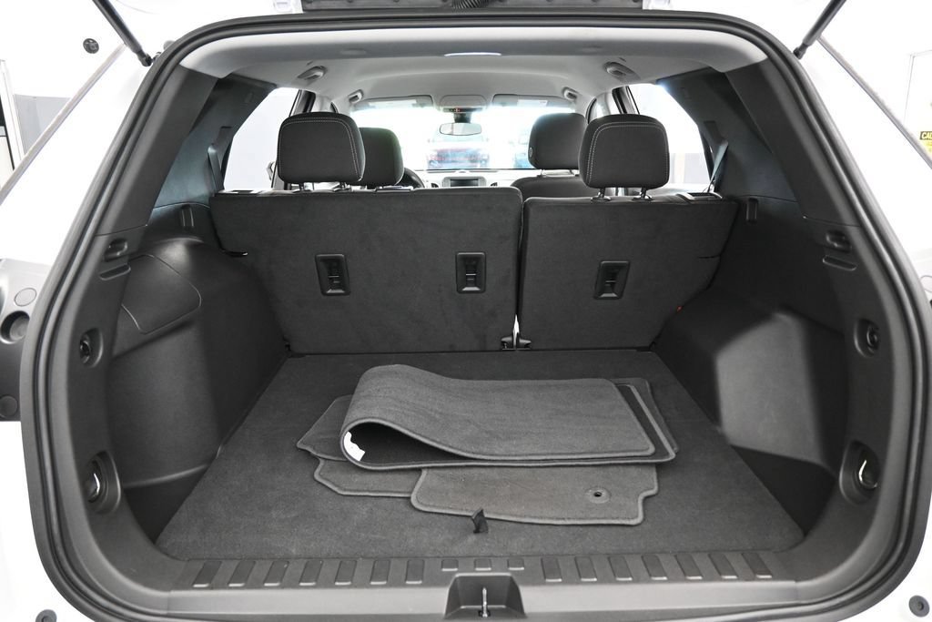 Used 2023 Chevrolet Equinox LS FWD image 31