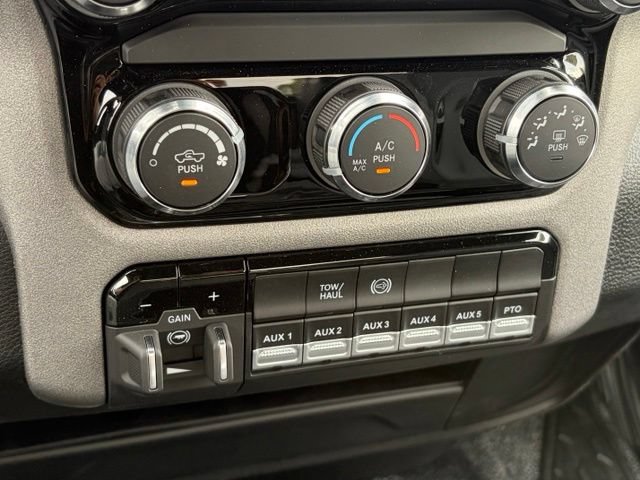 New 2026 RAM 5500 Tradesman AWD/4WD image 20